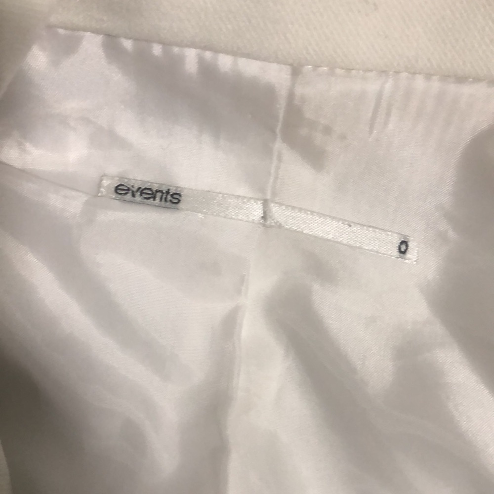 Classy off white jacket - Picture 5 of 6